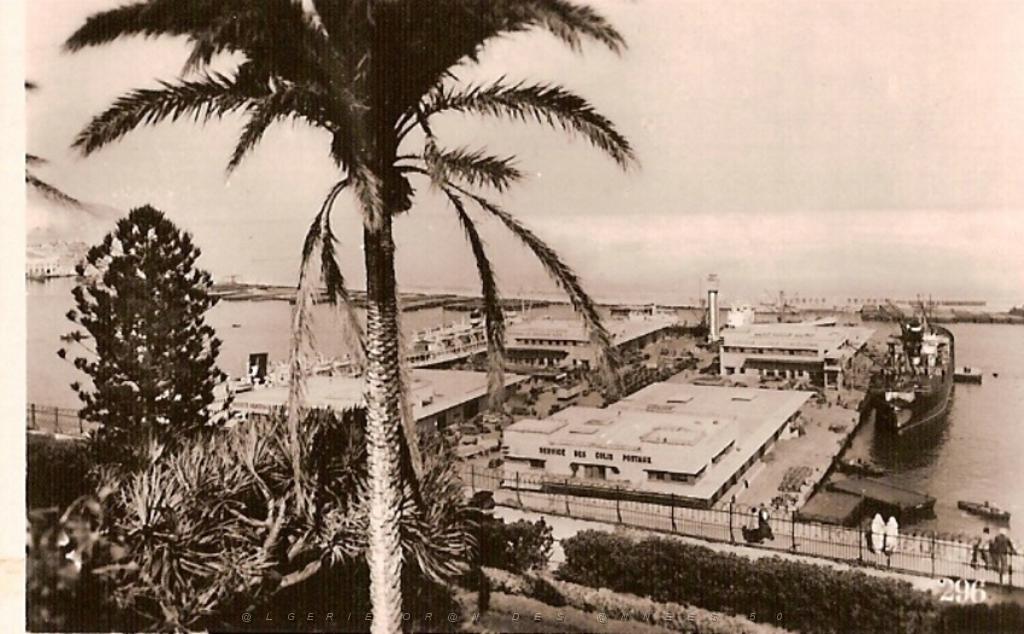 ORAN AVANT 62 LA GARE MARITIME.JPG